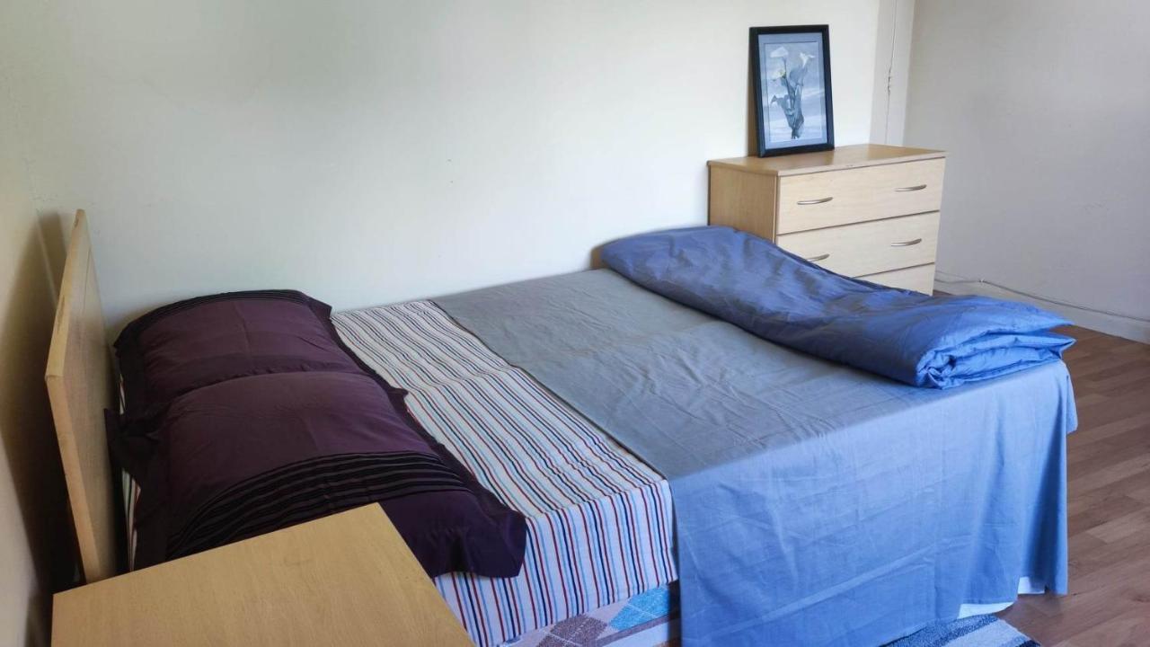 Budget-Friendly Self-Serve Lodging Galway Ngoại thất bức ảnh